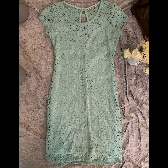 Charlotte Russe lace minidressπππ€ - Picture 2 of 8